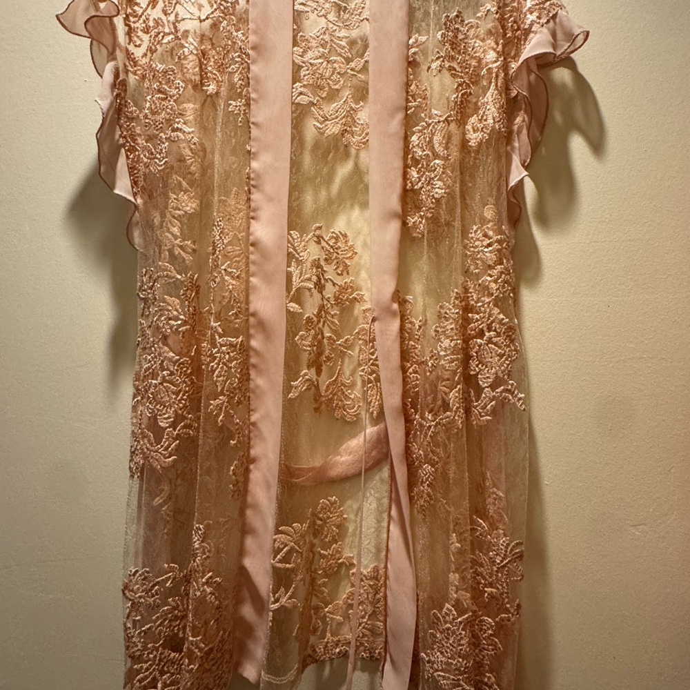 Elegant Lace Trim Rose Gold Robe